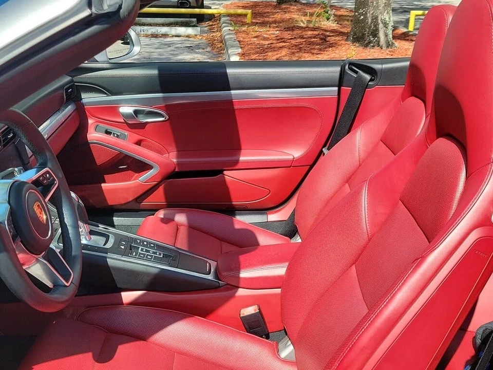 2018 Porsche 991 Carrera 4 - Image 8 of 27