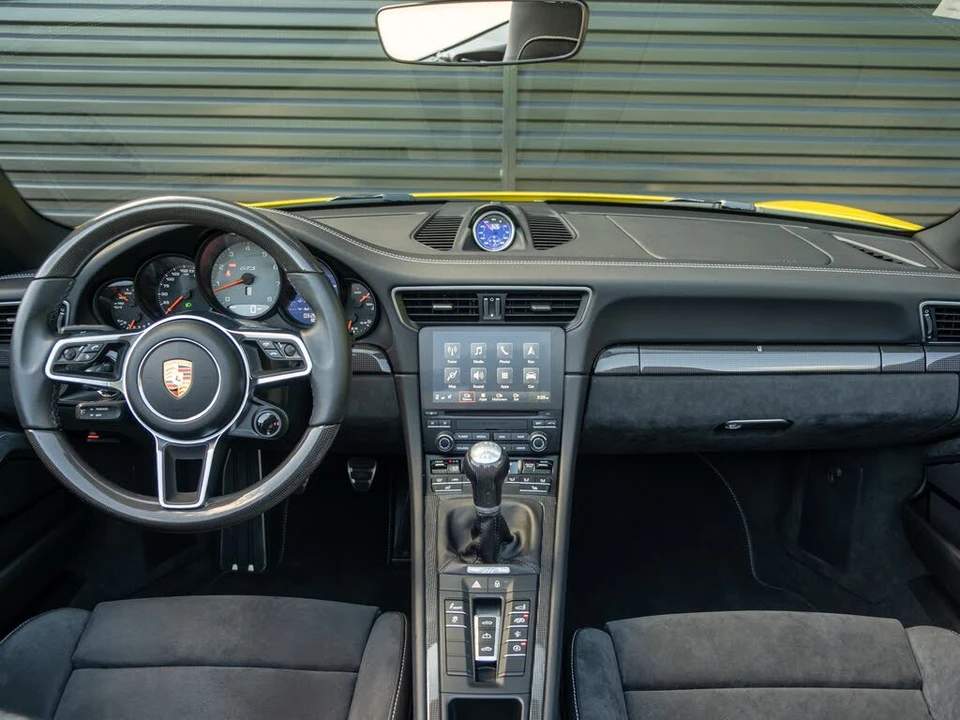 2018 Porsche 911 - Image 6 of 31