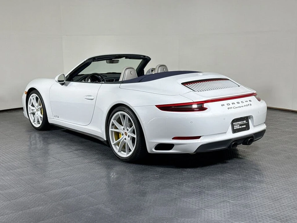 2018 Porsche 911 - Image 3 of 30