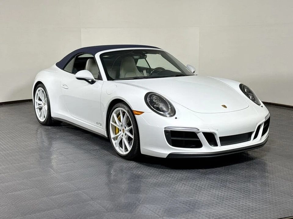 2018 Porsche 911 - Image 9 of 30