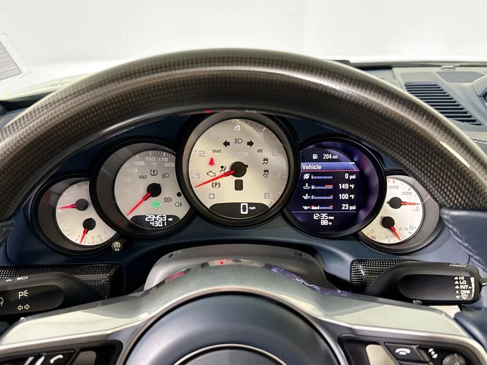 2018 Porsche 911 - Image 13 of 30
