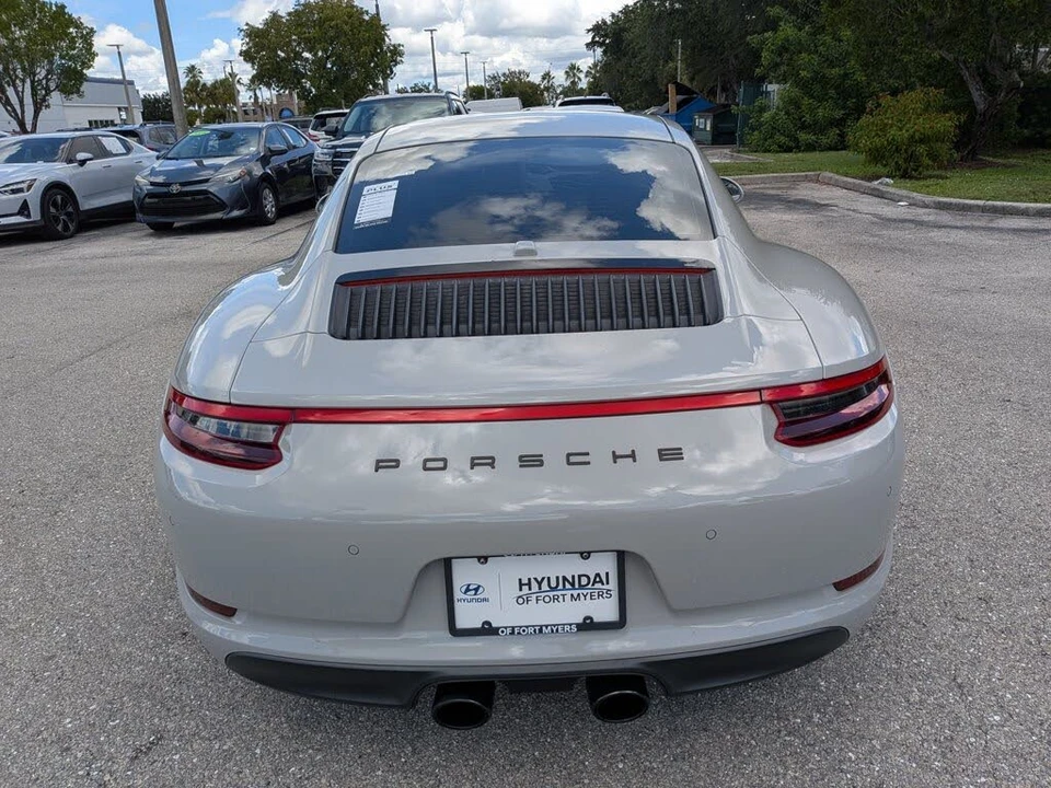 2018 Porsche 911 - Image 5 of 30