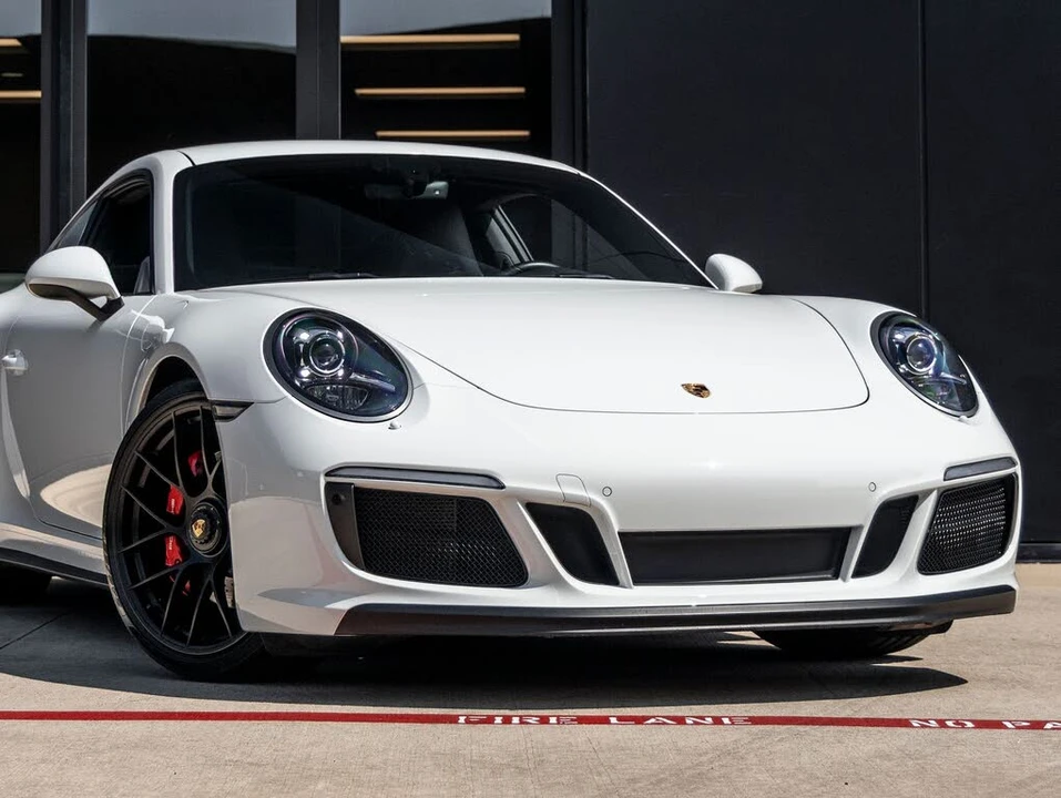 2018 Porsche 991 Carrera GTS - Image 9 of 31