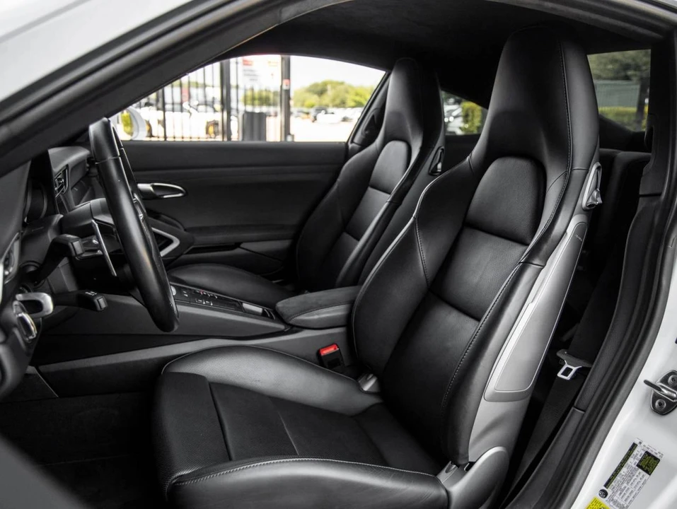 2018 Porsche 911 - Image 5 of 5