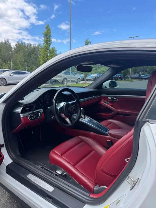 2018 Porsche 991 Carrera 4 - Image 5 of 8