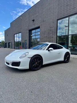 2018 Porsche 911 Carrera 4