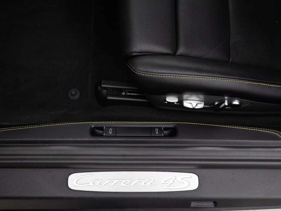 2018 Porsche 991 Carrera 4S - Image 23 of 31