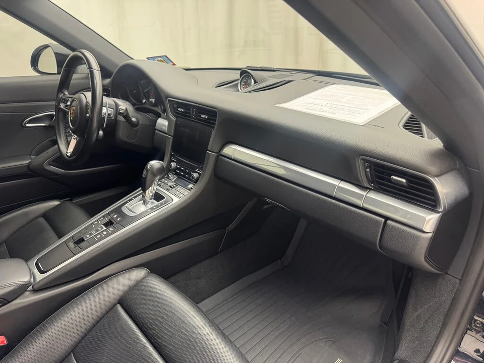 2018 Porsche 991 Carrera 4S - Image 26 of 31