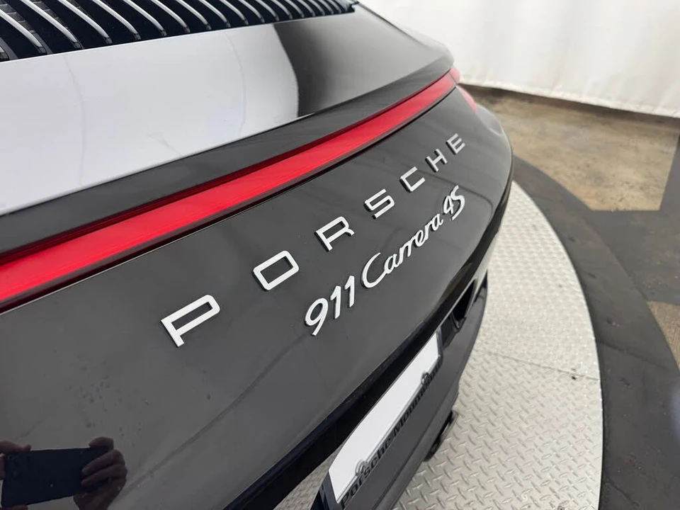2018 Porsche 991 Carrera 4S - Image 10 of 31