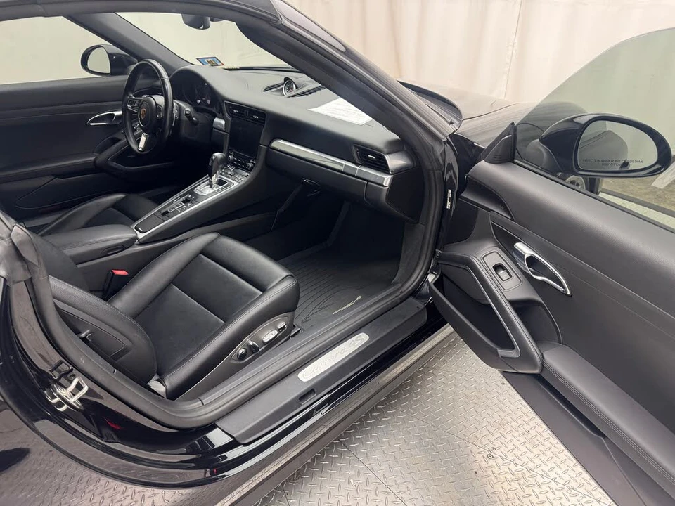 2018 Porsche 991 Carrera 4S - Image 21 of 31
