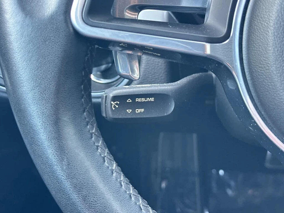 2018 Porsche 991 Carrera 4S - Image 23 of 30