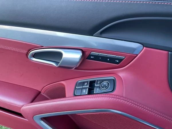 2018 Porsche 991 Carrera 4S - Image 11 of 19