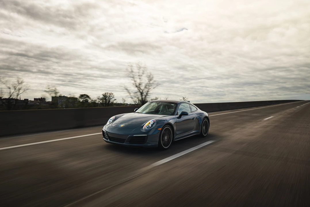 2018 Porsche 991 Carrera 4S - Image 18 of 31
