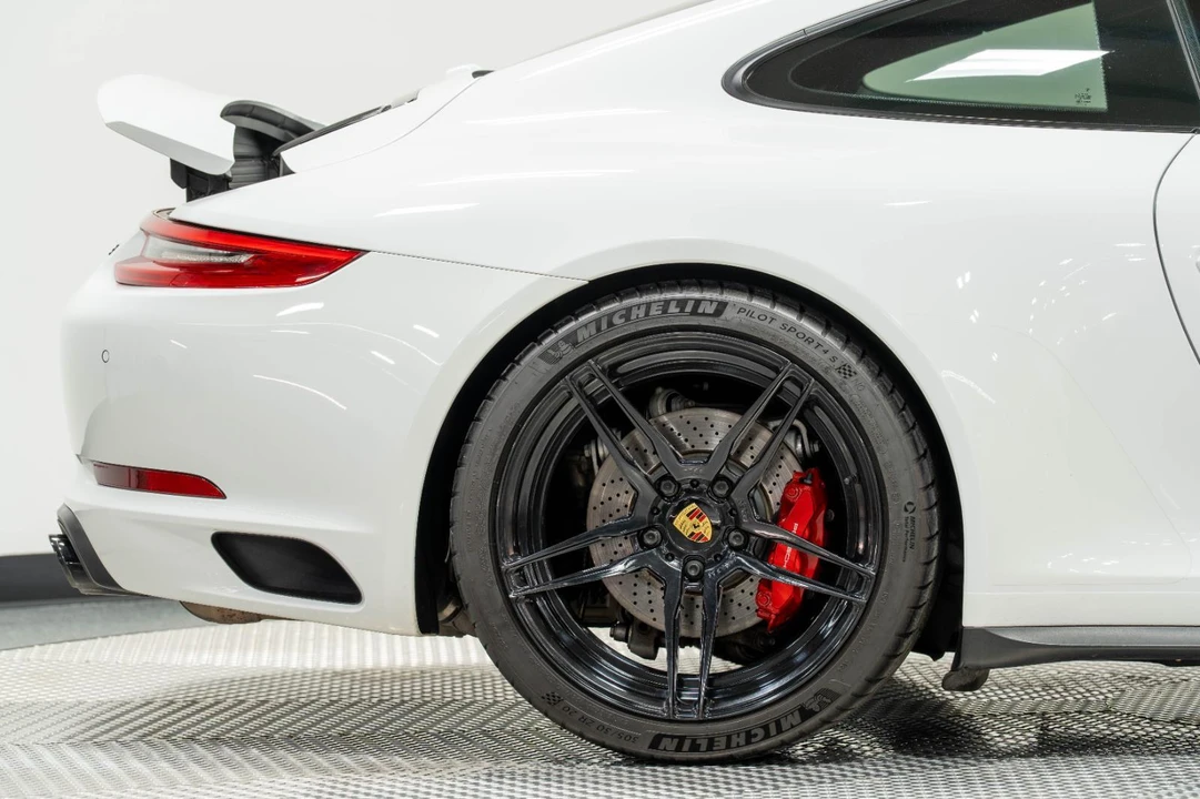 2018 Porsche 991 Carrera 4S - Image 20 of 31