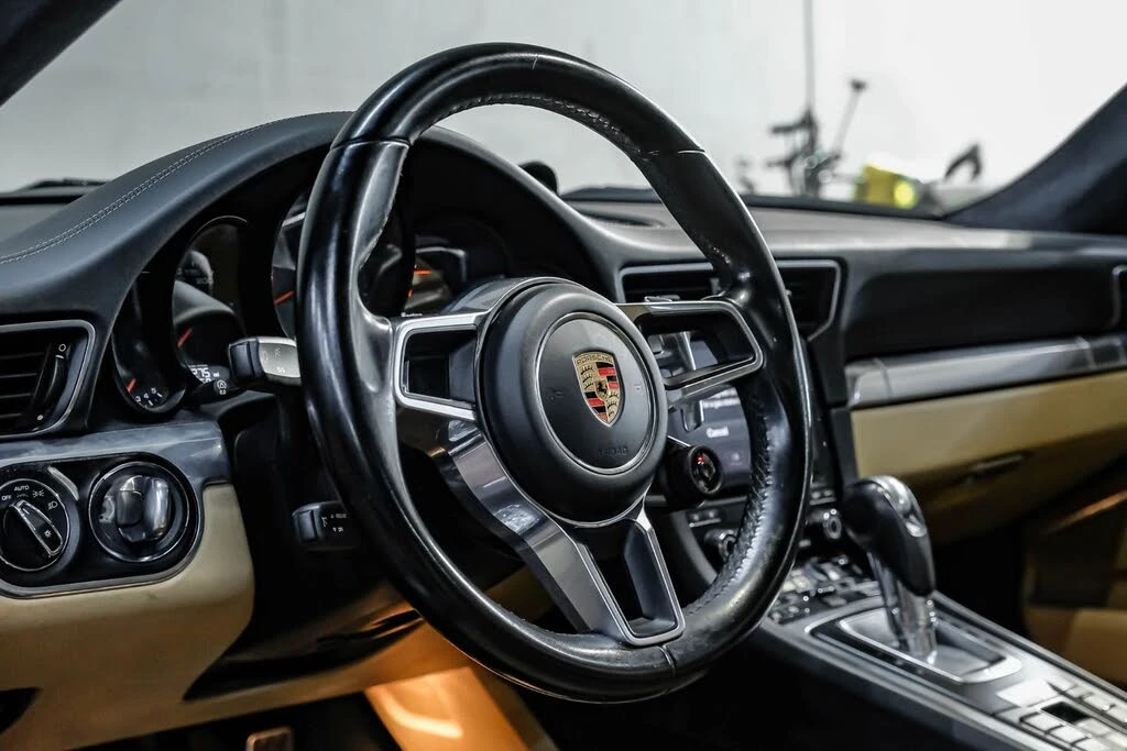 2018 Porsche 991 Carrera 4S - Image 15 of 31
