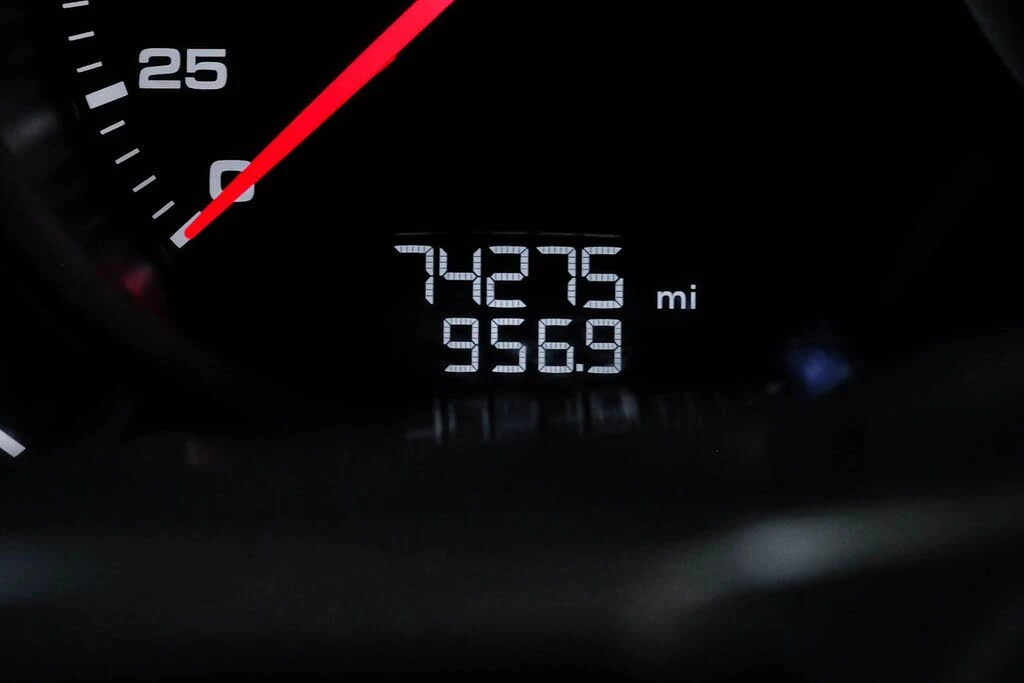 2018 Porsche 991 Carrera 4S - Image 18 of 31