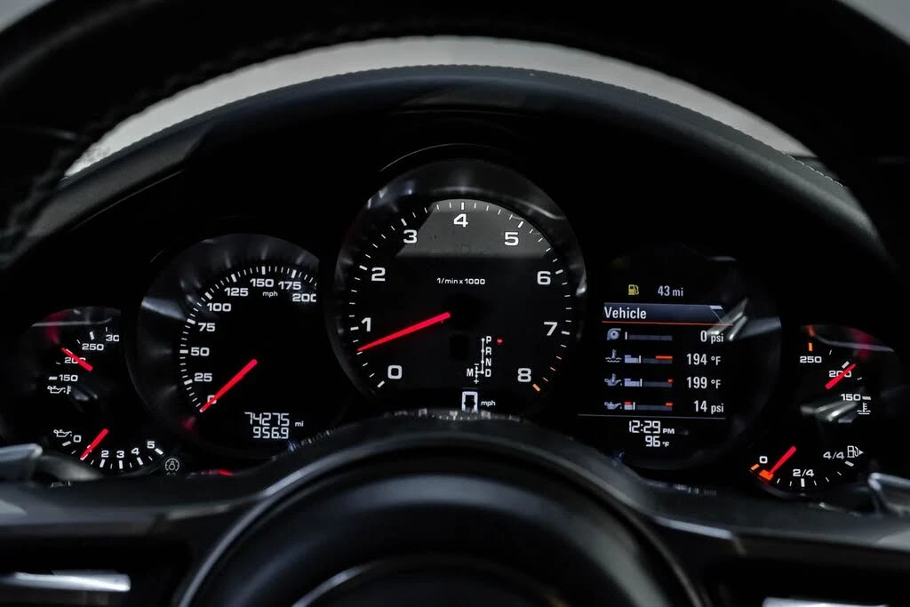 2018 Porsche 991 Carrera 4S - Image 17 of 31