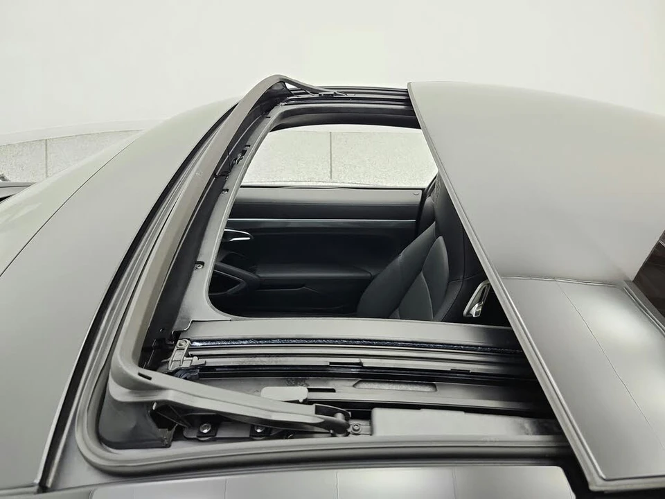 2018 Porsche 991 Carrera 4S - Image 23 of 30