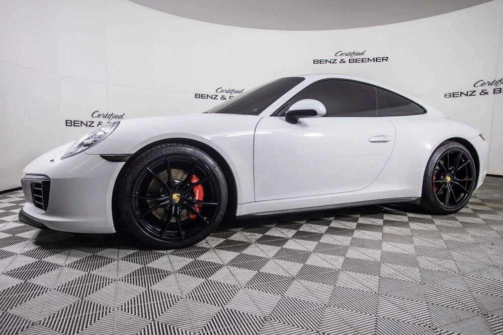 2018 Porsche 991 Carrera 4S - Image 8 of 31