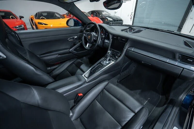 2018 Porsche 991 Carrera 4S - Image 29 of 31
