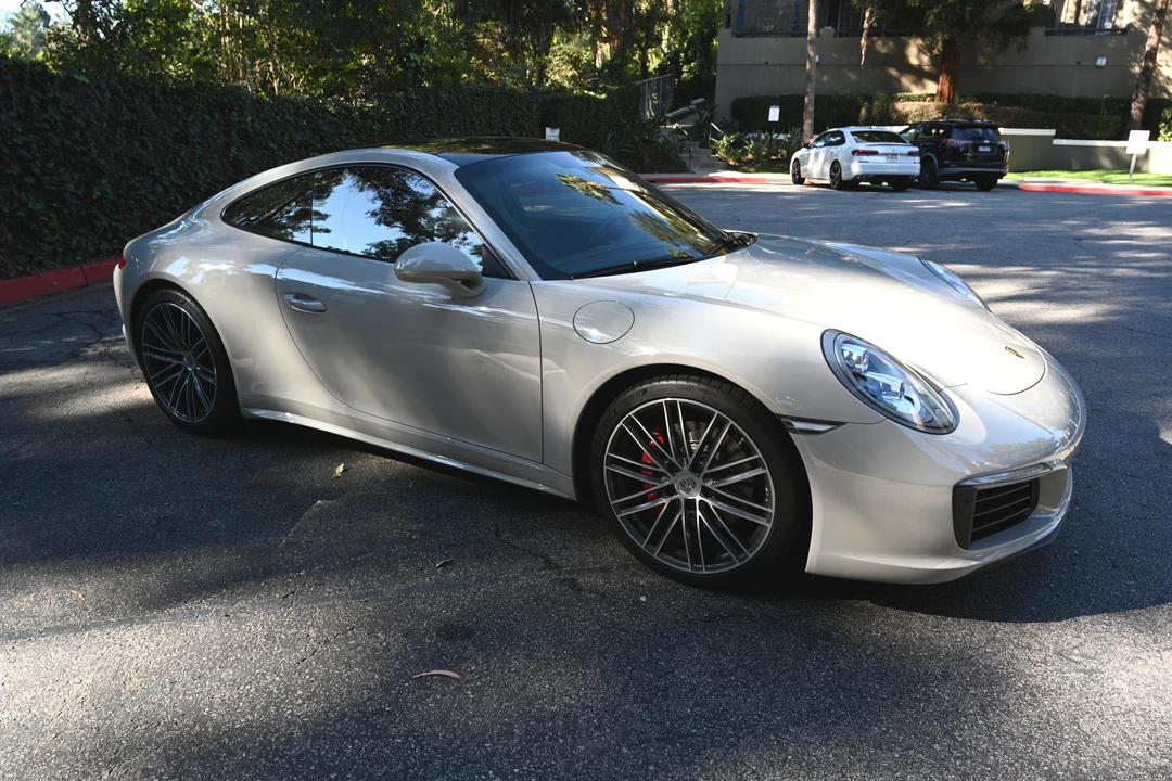 2018 Porsche 991 Carrera 4S - Image 9 of 10