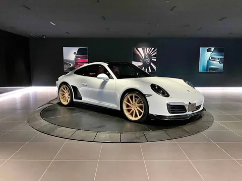 2018 Porsche 911 Carrera 4S
