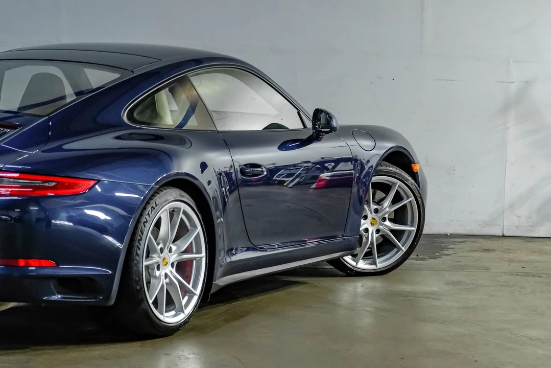 2018 Porsche 991 Carrera 4S - Image 11 of 31