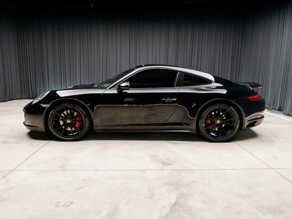 2018 Porsche 991 Carrera 4S - Image 11 of 12