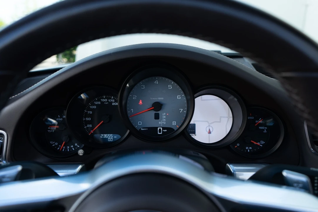 2018 Porsche 991 Carrera 4S - Image 14 of 21