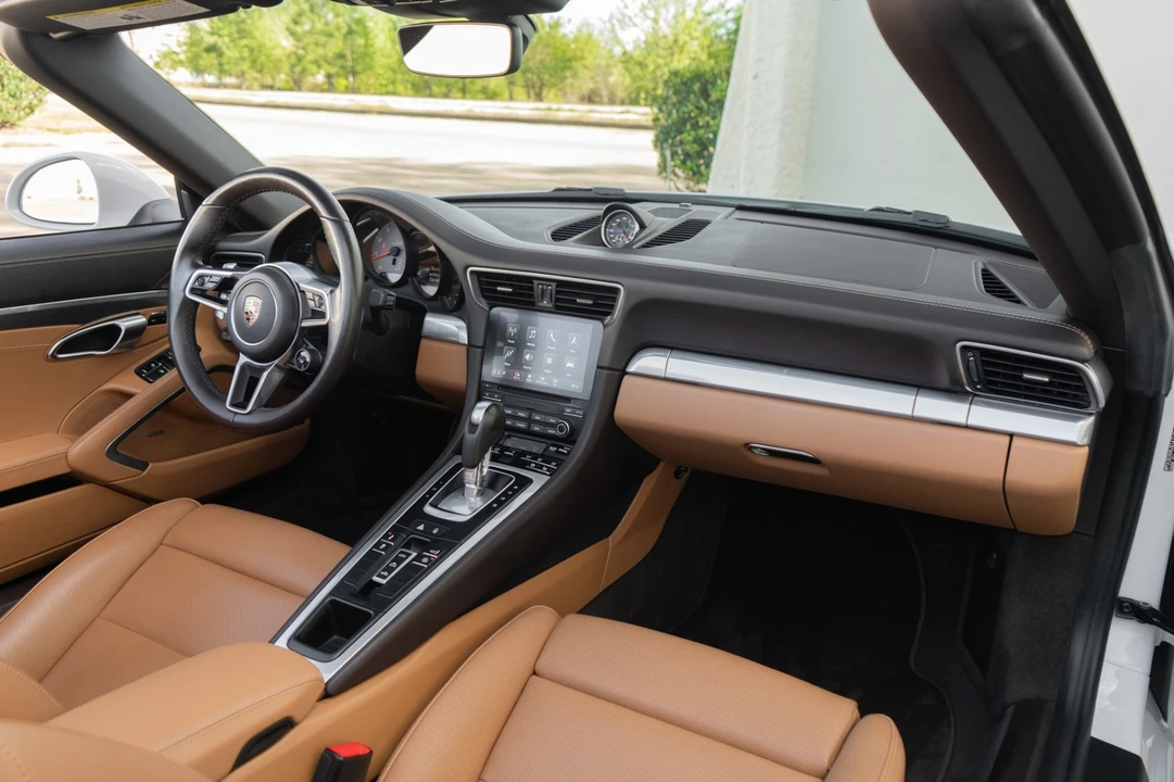 2018 Porsche 991 Carrera 4S - Image 20 of 21