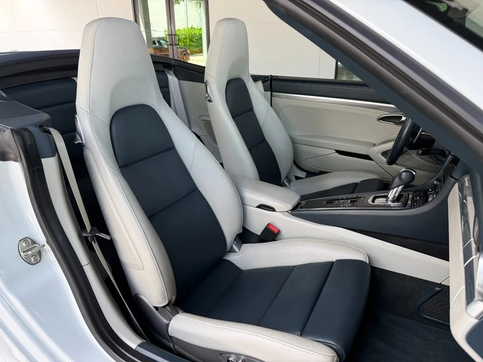 2018 Porsche 991 Carrera - Image 16 of 17