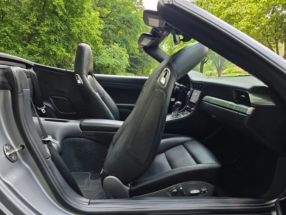 2018 Porsche 991 Carrera - Image 24 of 31