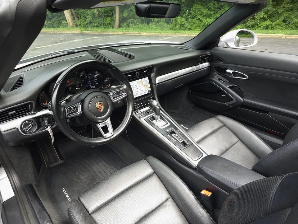 2018 Porsche 991 Carrera - Image 2 of 31