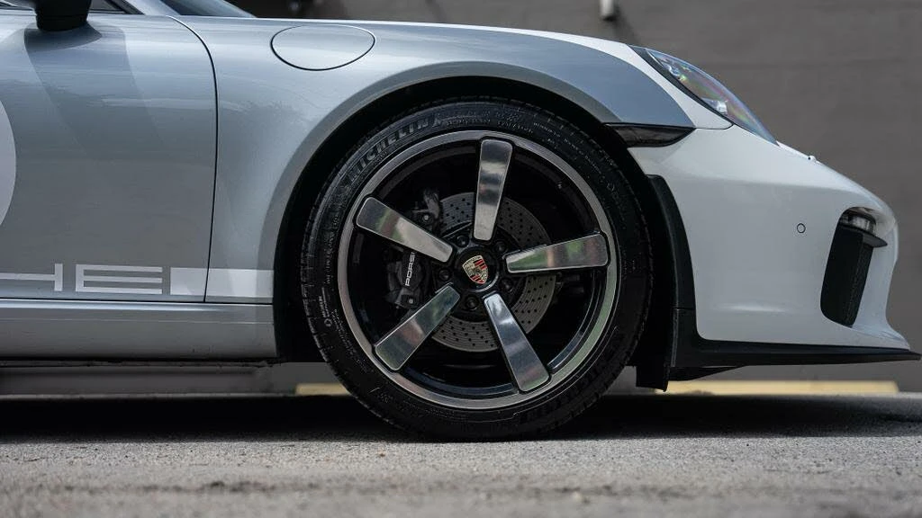2018 Porsche 991 Carrera - Image 30 of 31