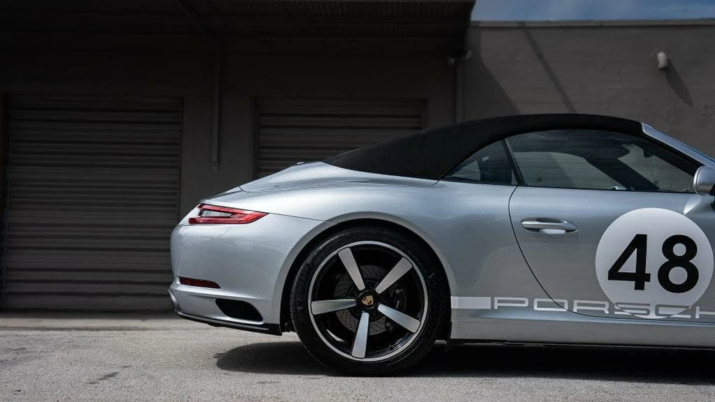 2018 Porsche 991 Carrera - Image 28 of 31