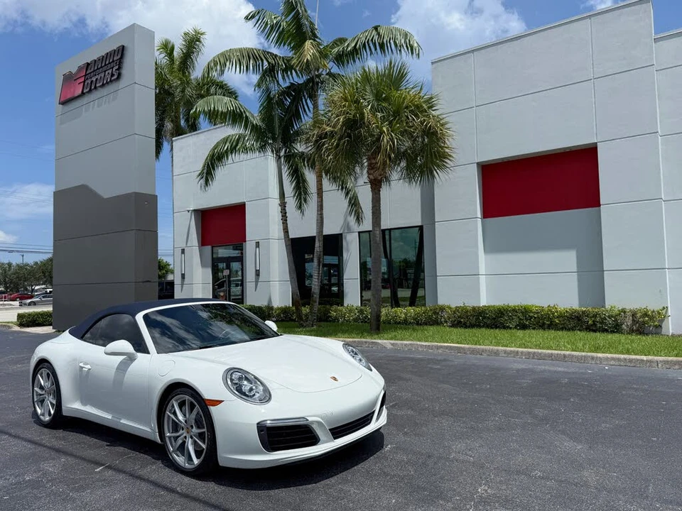 2018 Porsche 991 Carrera - Image 26 of 31