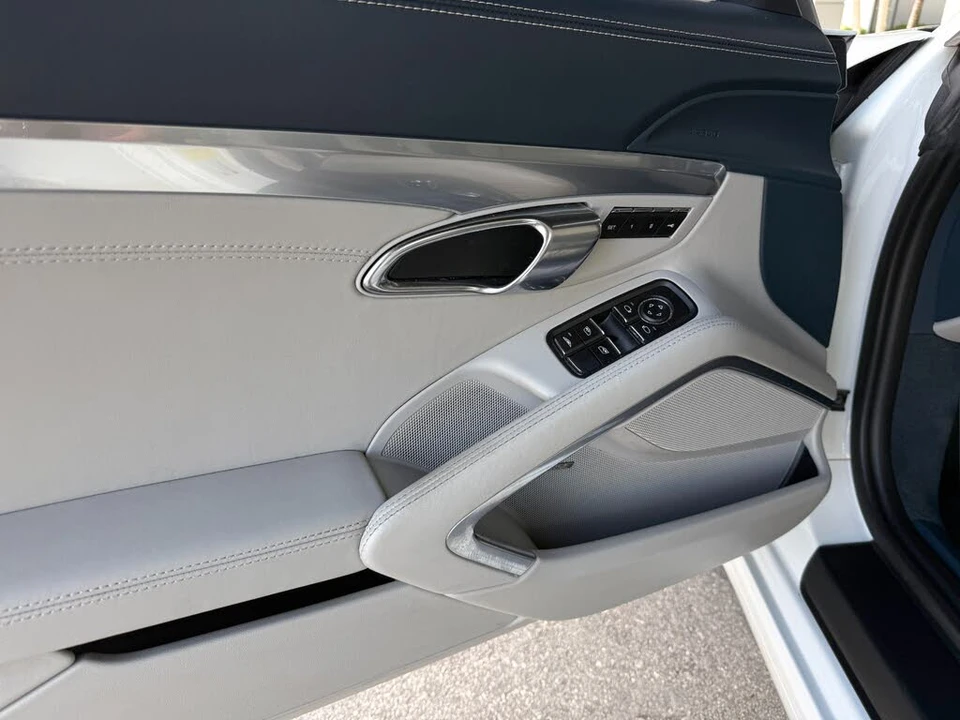 2018 Porsche 991 Carrera - Image 30 of 31