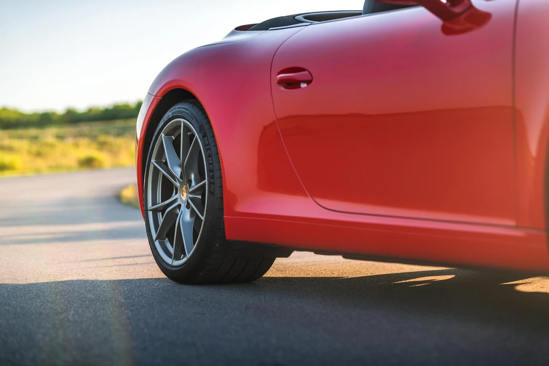 2018 Porsche 991 Carrera - Image 23 of 27