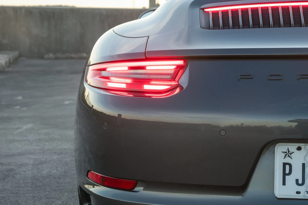 2018 Porsche 991 Carrera - Image 23 of 31
