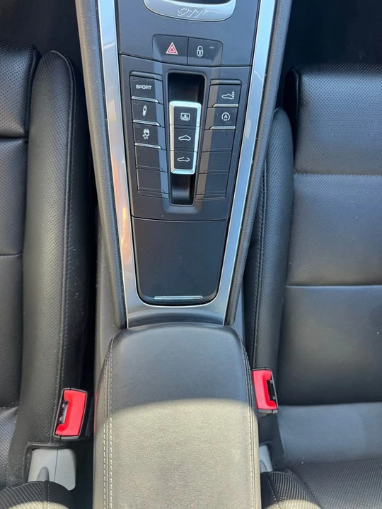 2018 Porsche 991 Carrera - Image 16 of 19