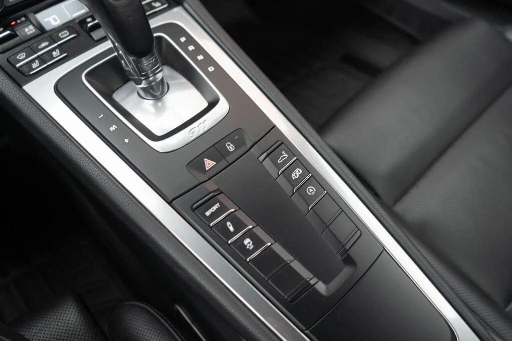 2018 Porsche 991 Carrera - Image 22 of 31