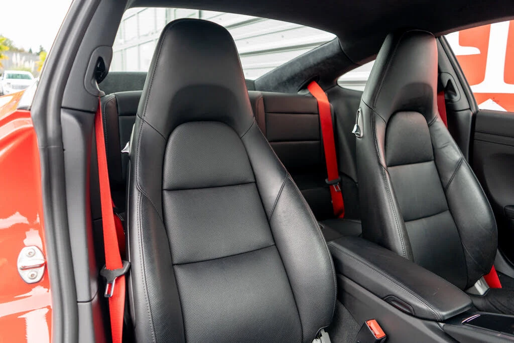 2018 Porsche 991 Carrera - Image 29 of 31