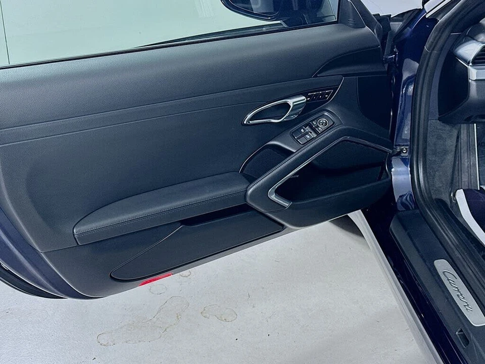 2018 Porsche 991 Carrera - Image 13 of 18