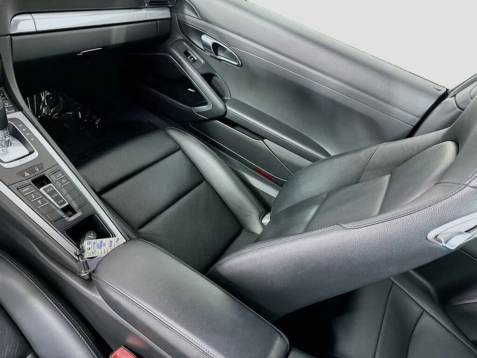 2018 Porsche 991 Carrera - Image 25 of 31