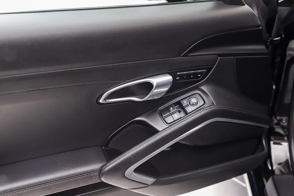 2018 Porsche 991 Carrera - Image 25 of 31