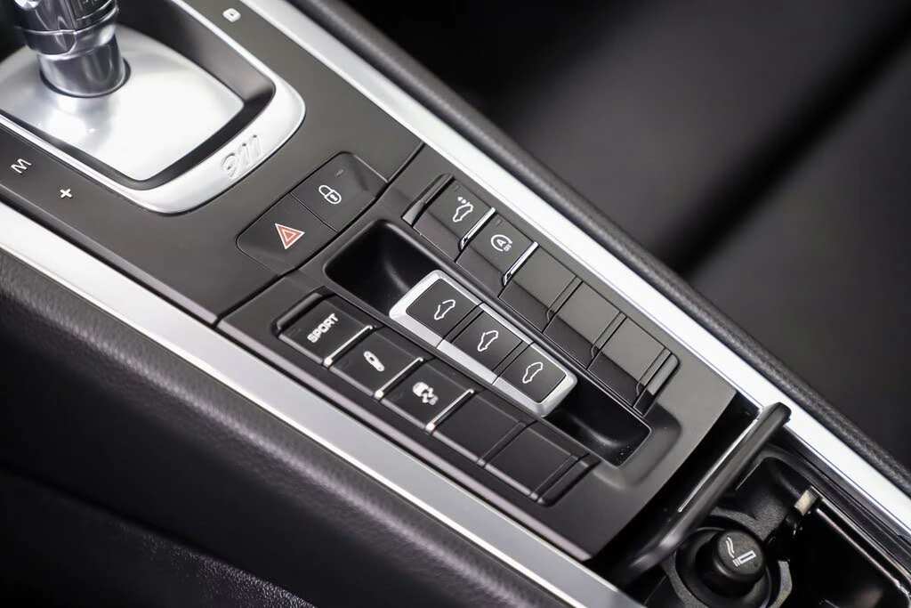 2018 Porsche 991 Carrera - Image 29 of 31