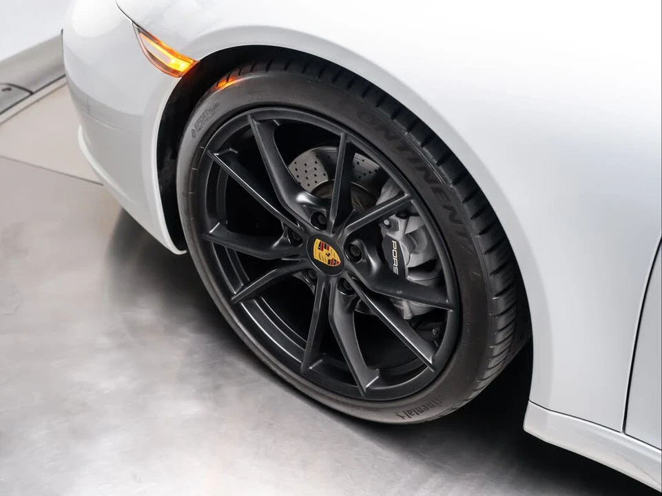 2018 Porsche 991 Carrera - Image 10 of 31