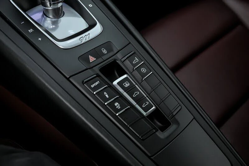 2018 Porsche 991 Carrera - Image 28 of 31