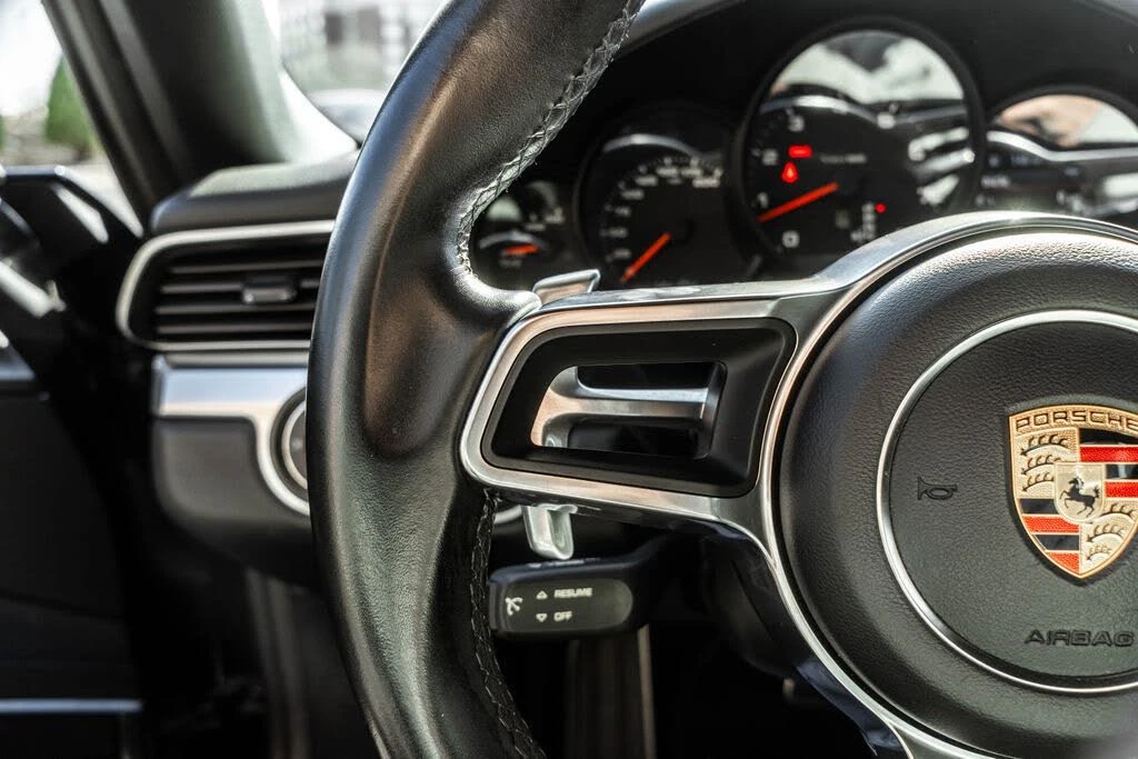 2018 Porsche 991 Carrera - Image 26 of 31