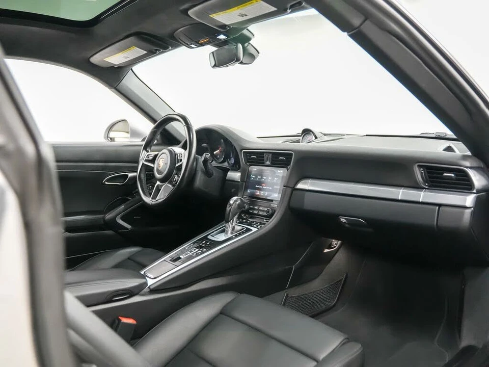 2018 Porsche 991 Carrera - Image 14 of 31